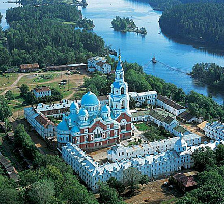 Die Ausstellung über Valaam findet in der Moskauer Galerie für klassische Fotografie statt