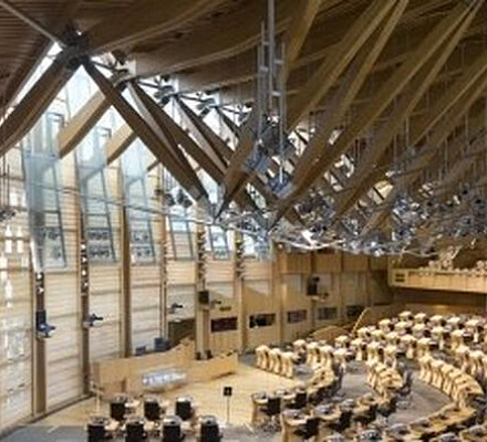 Шотландский парламент отклонил законопроект о легализации эвтаназии