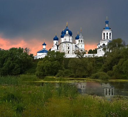 Die verehrte Ikone der Allerheiligsten Theotokos kehrte nach Bogolyubovo zurück