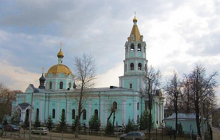 Kirche St. Nikolaus der Wundertäter auf drei Bergen in Moskau