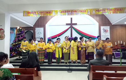 Gereja GKPS KAYURINGIN