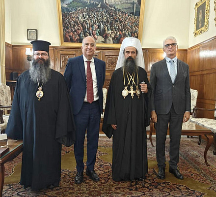 Болгарский Патриарх Даниил обратил внимание американского посла на притеснения УПЦ