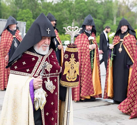 Послание Католикоса всех армян Гарегина по случаю дня памяти Святых мучеников геноцида армян