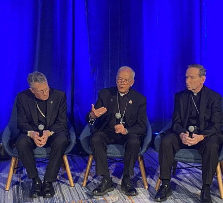 Епископы США "громко заявят о себе", если риторика Трампа о массовой депортации станет реальностью