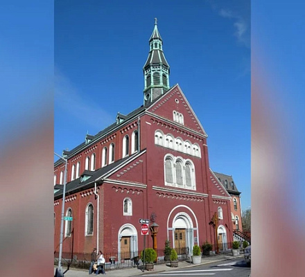 Бруклинский пастор отстранен от должности после того, как тайно одолжил 2 миллиона долларов из приходских средств адвокату