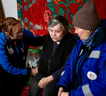 Жителям Харьковской области оказали помощь врачи больницы святителя Алексия