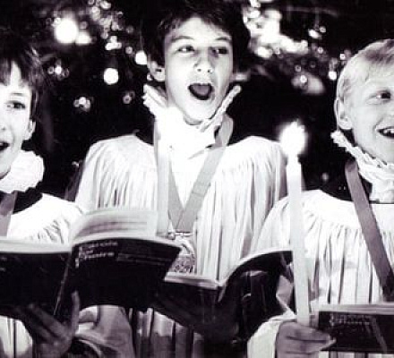 Gefeuerte Sänger der Kathedrale von Sheffield kehren zum neuen Chor zurück