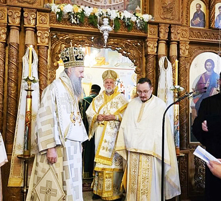 Патриарх Порфирий освятил храм Святого архангела Михаила в Гамбурге