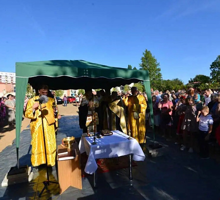 Белосток: освящение креста и площади для строительства православного храма