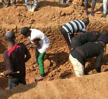 56 000 человек погибли в результате этнического и религиозного насилия в Нигерии; христиане пострадали в непропорционально большой степени