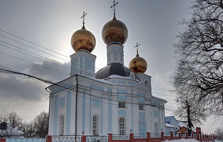 Kirche der Geburt der seligen Jungfrau Maria (Muttergotteskirche). Das Dorf Tarychevo.