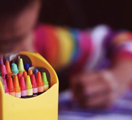 Теннесси: учитель первого класса лишился должности за отказ читать детям книгу на ЛГБТ-тематику