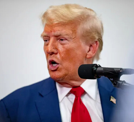 Трамп заявил, что будет голосовать "против" поправки о запрете абортов во Флориде