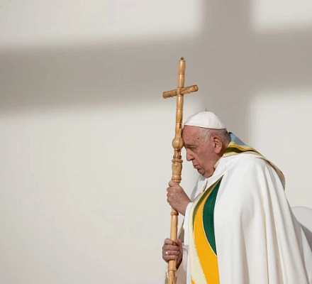 Папа Франциск молится о жертвах: число погибших на рождественской ярмарке в Германии достигло 5 человек