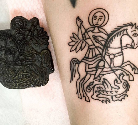 Razzouk Tattoo Salon: Erinnerungen an die Pilgerreise, die unter der Haut bleiben