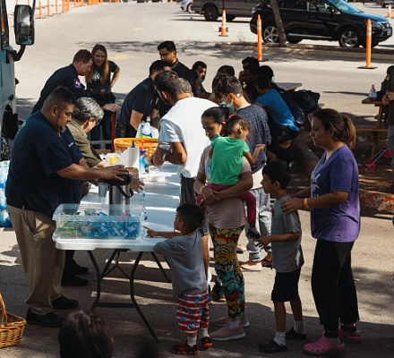 Доклад: Политика, при которой иммиграционные службы рассматривают церкви как "чувствительные зоны", может закончиться