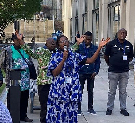 Епископ Нигерии покинул Объединенную методистскую церковь на фоне раскола из-за её одобрения содомии