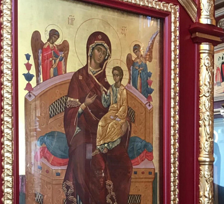 In der St. Panteleimon-Kirche von Kirow wurde eine Ikone geweiht, die besonders von Krebspatienten verehrt wurde