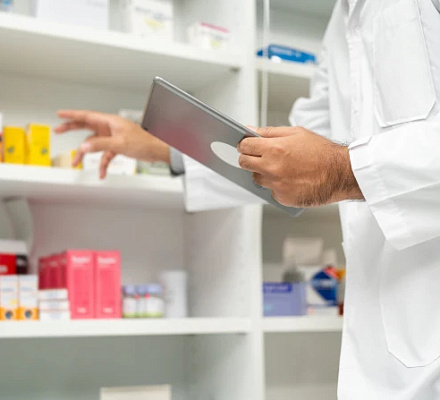 Группа по борьбе с абортами обучает фармацевтов выдавать таблетки для прерывания беременности