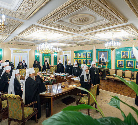 Святейший Патриарх Кирилл возглавил последнее в 2025 году заседание Священного Синода Русской Православной Церкви