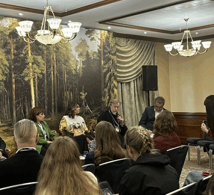 Председатель Синодального отдела по благотворительности принял участие в Форуме благотворителей и меценатов