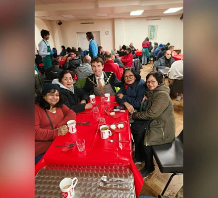 Мальтийские компаньоны обслуживают 150 бездомных каждую неделю в лондонском кафе