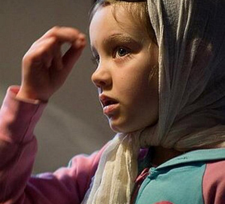 Как православные осеняют себя крестом