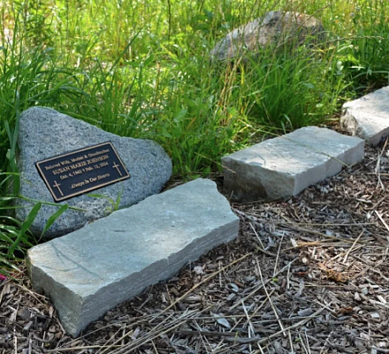 Посещаете кладбище в День всех душ? Вот несколько рекомендаций