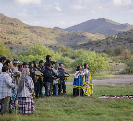 Епископы США, Рыцари Колумба поддерживают заявку на свободу вероисповедания апачей в Верховном суде