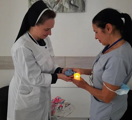 Поддержка до конца: Религиозная сестра оказывает паллиативную помощь нерожденным детям в Украине