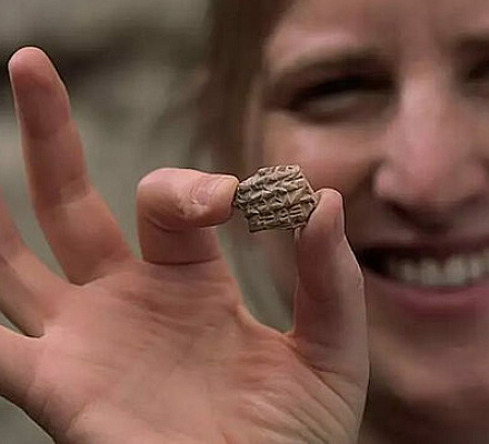 В Иерусалиме обнаружен 2700-летний глиняный фрагмент, подтверждающий упомянутую в 4-й книге Царств переписку царей Езекии и Сеннахирима