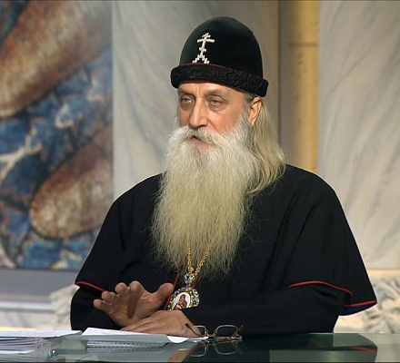 Der altgläubige Metropolit Korniliy kam zu einem Besuch im Ural