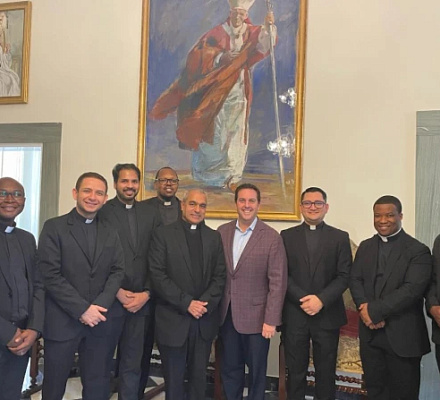 Папский фонд объявляет о выделении 800 000 долларов на стипендии 110 священнослужителям и мирянам