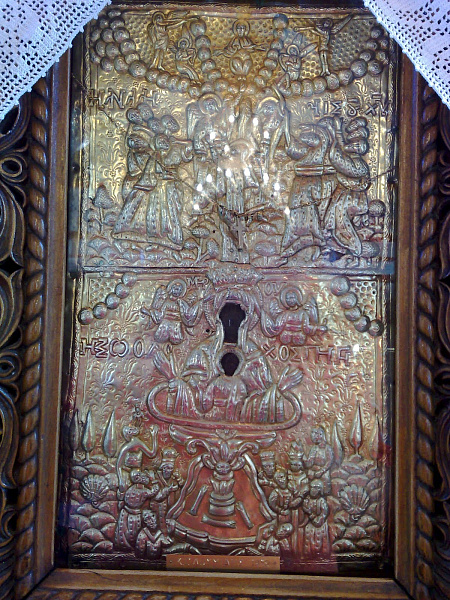 Икона Божьей Матери «Златоисточник» (Хрисопига)