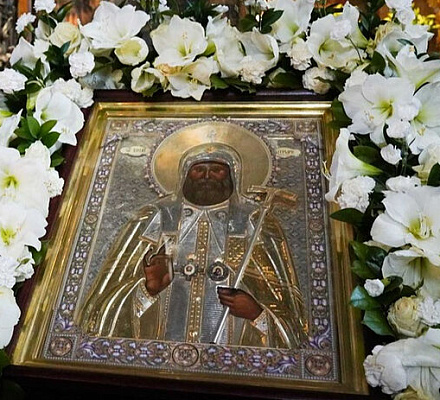 Священный Синод одобрил новый текст акафиста святителю Тихону, Патриарху Московскому и всея России