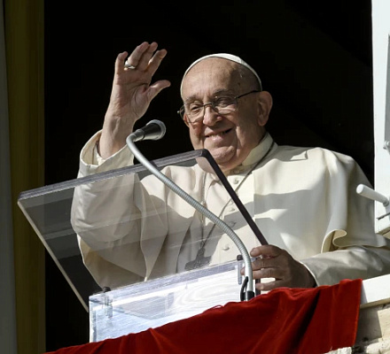 Папа Франциск: Самопожертвование, смиренное служение - ключ к хорошему руководству