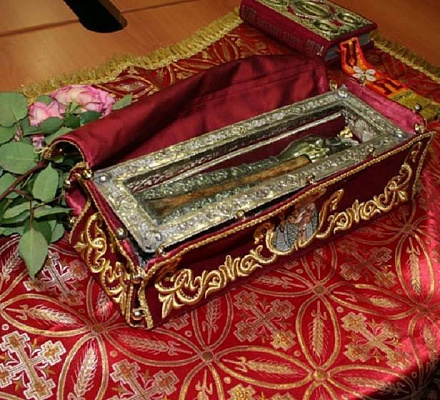 Die rechte Hand des heiligen Spyridon von Trimifunsky wird von Griechenland nach Russland kommen