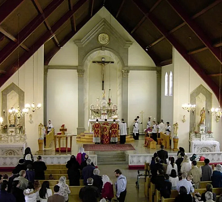 Ватикан объявляет об апостольском визите в Священническое братство Святого Петра