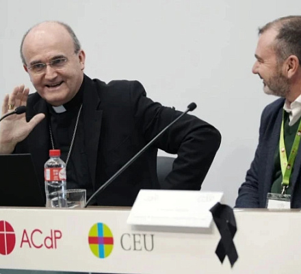 Социализм - "враг креста", говорит испанский епископ