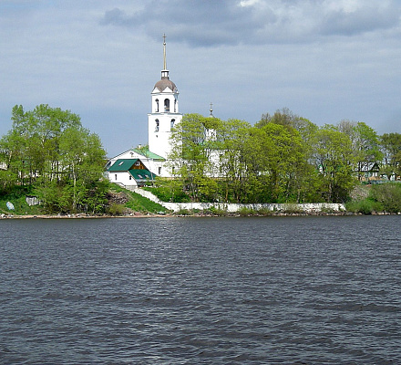 Elder Nikolai Guryanov wurde auf der Insel Zalit gebeterfüllt in Erinnerung gerufen