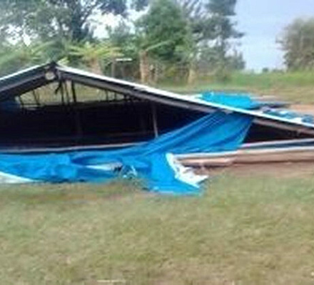 Уганда: мусульманин избил жену и двоих маленьких детей за переход в христианство и разгромил церковь, в которую они начинали ходить