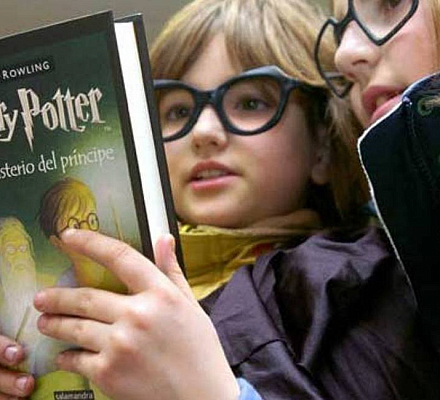 Die Bibliothek der katholischen Schule hat aufgehört, Harry-Potter-Bücher zu leihen