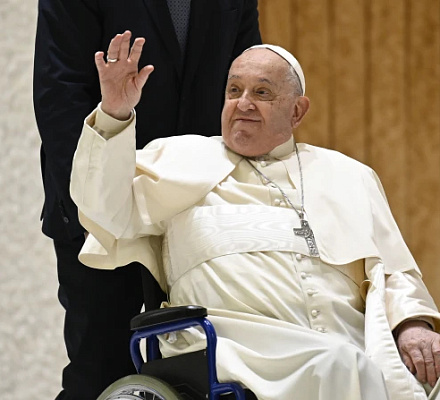 Папа Франциск приветствует юбилейных паломников: "Начните снова с надеждой