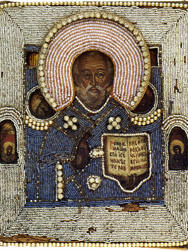 Николай Чудотворец, со святыми на полях (в вышитом окладе)  