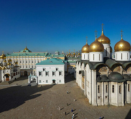 Святейший Патриарх Кирилл: Создание многих епархий положительно сказывается на ситуации в стране