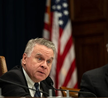 Представитель Нью-Джерси Крис Смит будет отмечен на Национальном католическом молитвенном завтраке