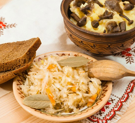 С началом Петрова поста!