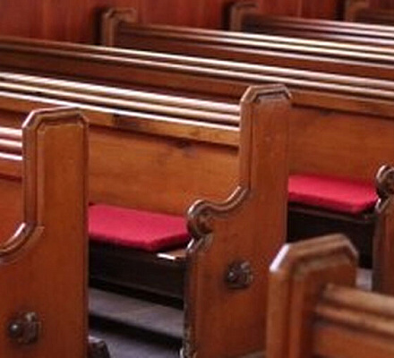 В 2025 году в Британии ежедневно совершалось 10 преступлений против церквей