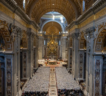 Ежегодный отчет показывает, что в США рукополагается "недостаточно" дьяконов.