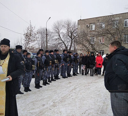 В Мариуполе для военнослужащих Росгвардии был совершен молебен на всякое доброе дело